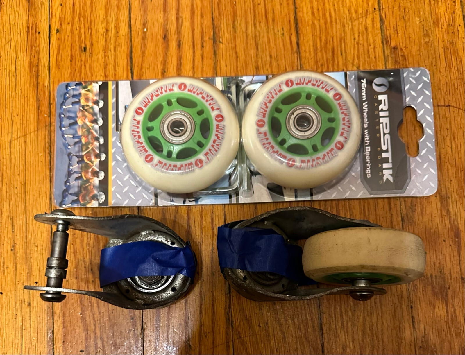 Razor Ripstik Boards 2 Ripstiks G Extreme Grinding & DLX Caster Boards + Extras