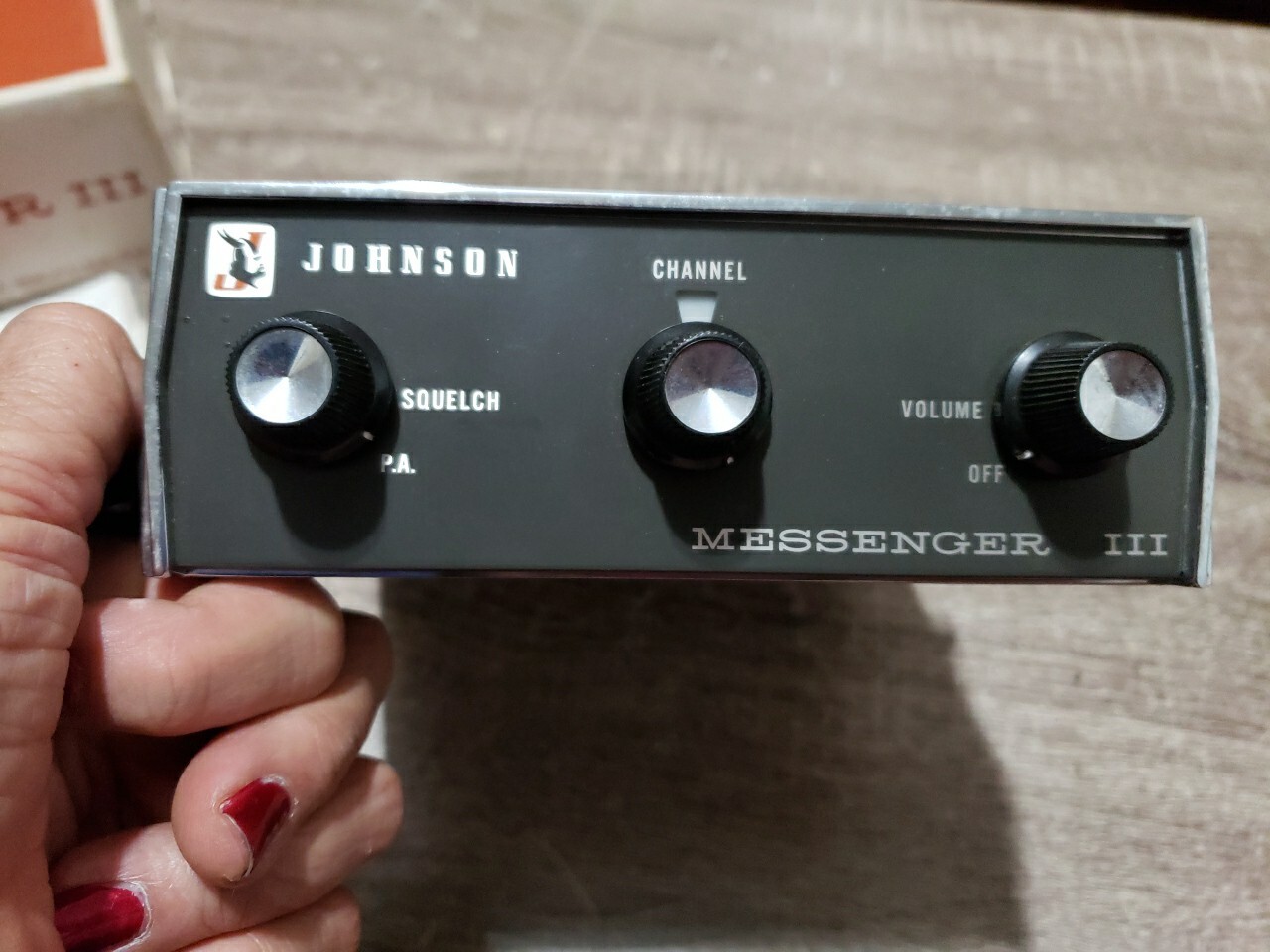 JOHNSON CB 2WAY RADIO MESSENGER MODEL NO. 242143 WITH MANUAL AND BOX