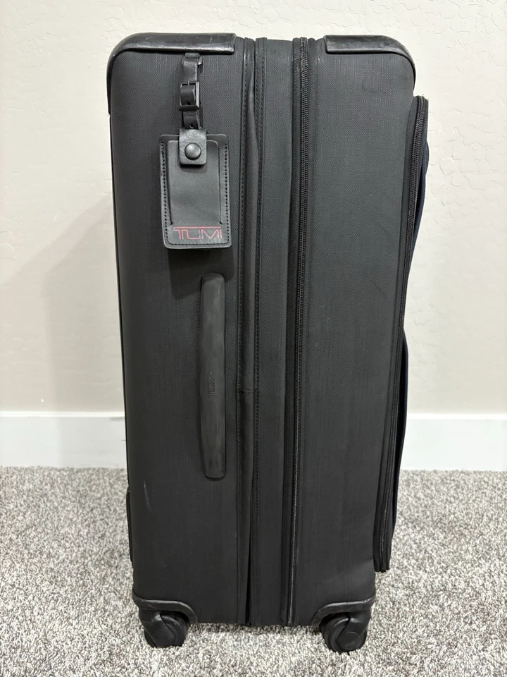 TUMI ‘Alpha 2’ Navy Blue Nylon Medium Trip Suitcase - 22567NVYD2 - Image 4 of 4