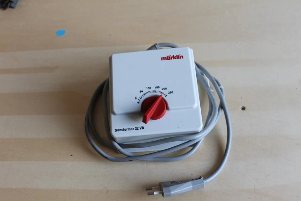 Märklin Trafo 6647 Transformator 220 Volt - 32 VA - TOP - geprüft -ohne OVP