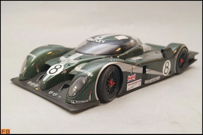 Miniature Autoart 1/18 Bentley Speed 8 - Le Mans 2003 #8 Herbert - 80353