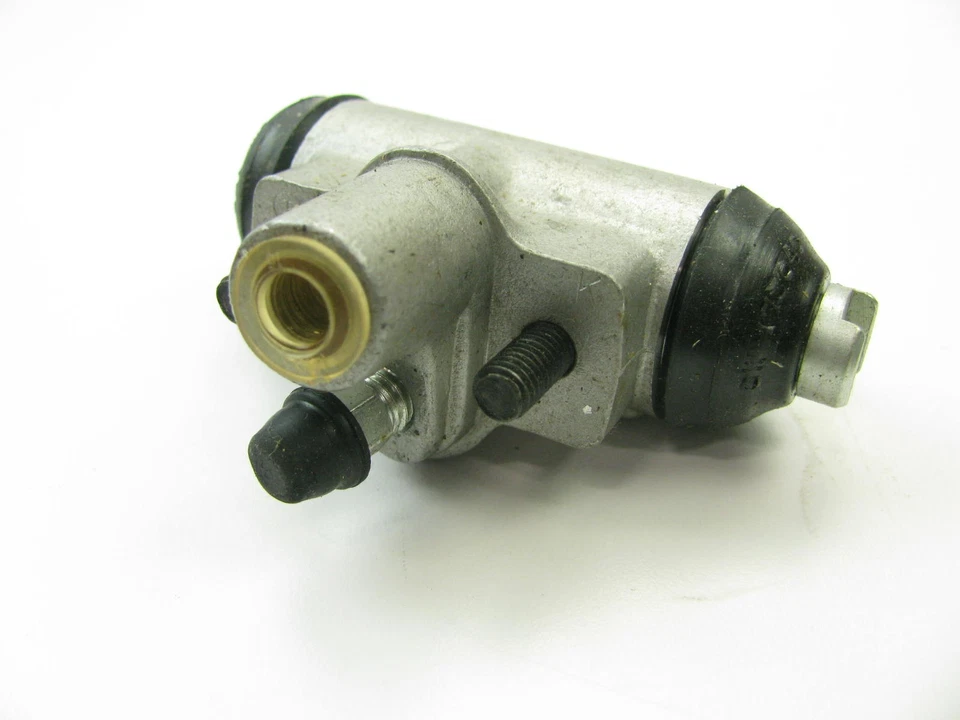 Cilindro de roda de freio a tambor traseiro Bendix 33824 para 1979 Honda Prelude - Imagem 2 de 3