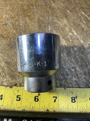 SK 1 11/16'' 3/4'' Drive 12 Point Chrome Socket 47154 USA 