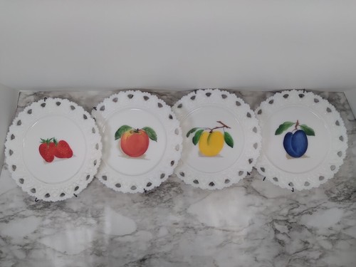 Milk Glass Westmoreland Lace Edge 7" Salad Plate Set of 4 Vintage