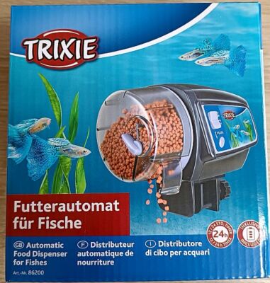 Trixie Futterautomat für Aquarienfische Urlaubsfutter Ferienfischfutter