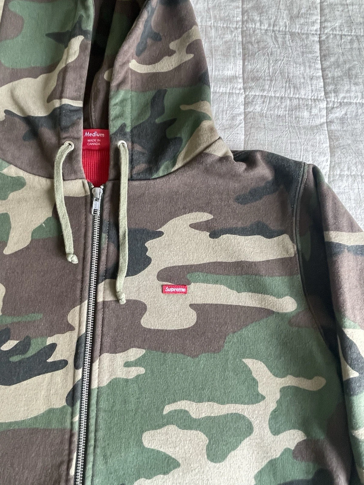 Cappuccio mimetico Supreme Woodland taglia media