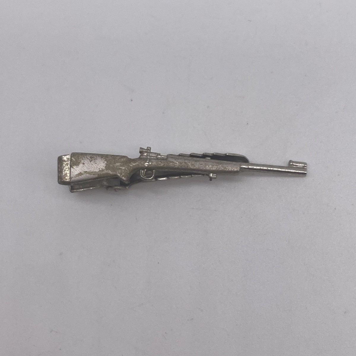 Vintage Silver Tone Bolt Action Rifle Mens Tie Clip Bar