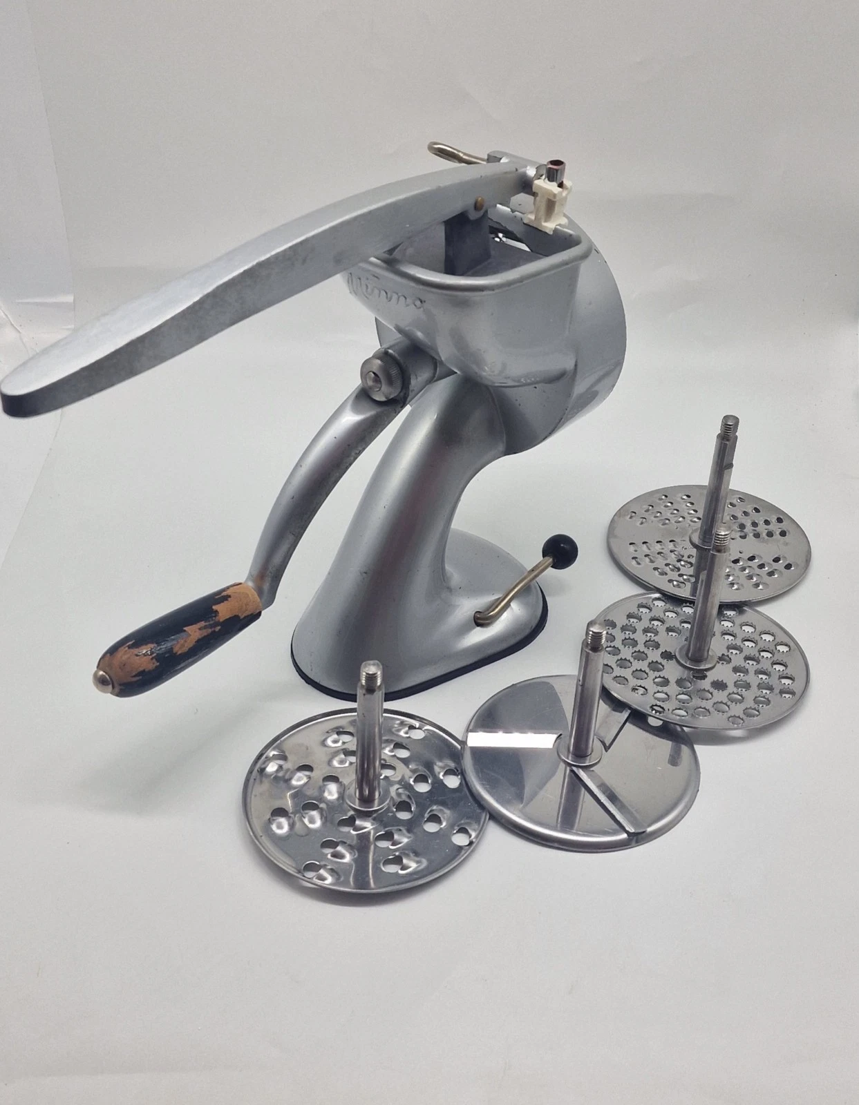 Minna | Food Processor | Various Attachments with Suction Base
Opens in a new window or tab