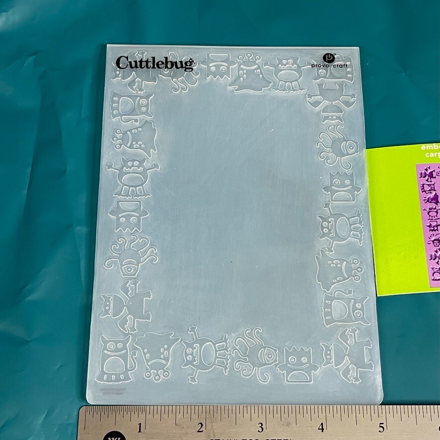 Provo Craft Cuttlebug Monsters Aliens Frame Background Embossing Folder A2