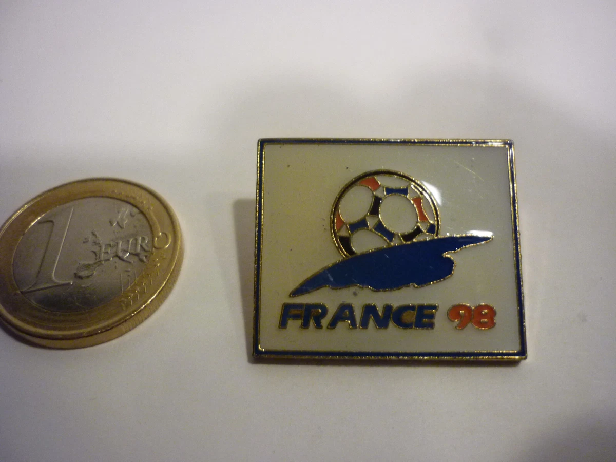 Broche Trophée officiel de la coupe du Monde France 98