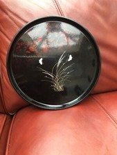 Pretty Chinese lacquer tray 23.6cm: 9.25" diam. Mother of pearl butterfly inlay.