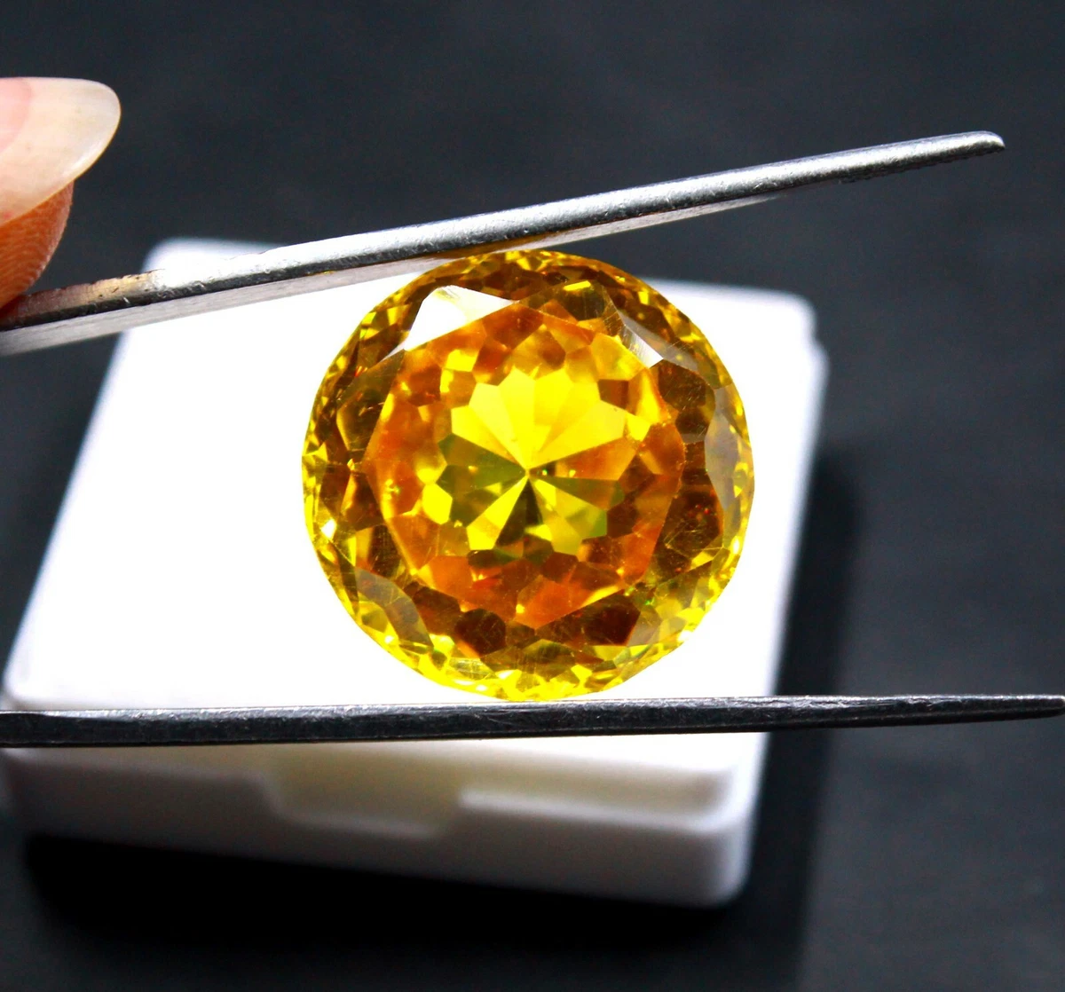 Yellow spinel gemstone deals