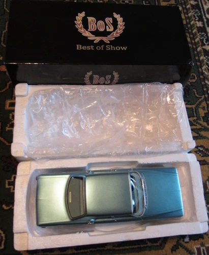 Best of Show BoS-MODELS Scale 1/18 1963 CHRYSLER NEW YORKER NEWPORT 4 DOOR USA