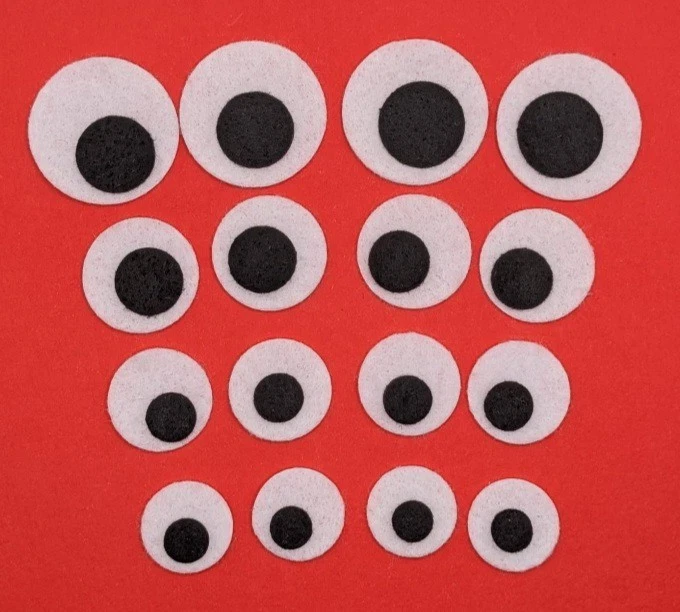 HAPPY HANDVERK 16 Felt Eyes. White and Black. Die Cut, Felt Crafts, Eyes for Soft Toy Making.