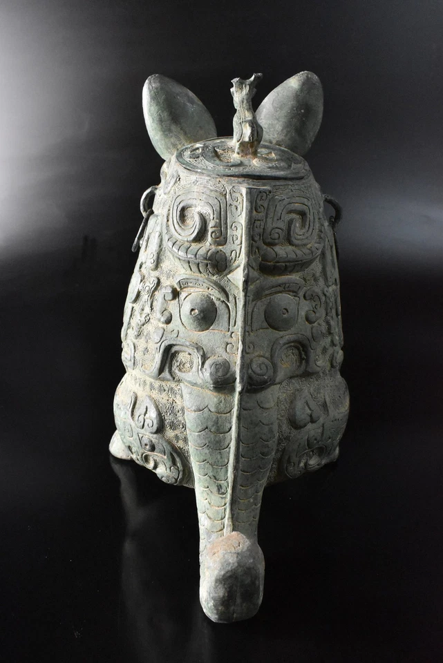 B5377: XF Japanese Bronze Beast sculpture-shaped FLOWER VASE Buddhist art - Image 3 of 4