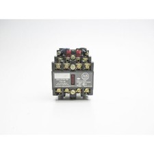 ALLEN BRADLEY 700-NM600A1 SER. E 110/120V NSNP