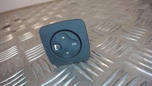 Schalter Bordcomputer Renault Grand Scenic Energy TCe 115 S&S JZ 2013-2014