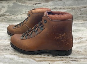 dunham hiking boots