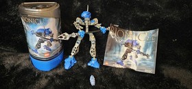 LEGO BIONICLE: Rahkshi Guurahk (8590) with canister, manual, and kraata