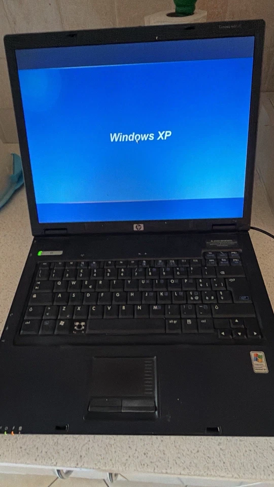 Notebook Hp Compaq Nx6110 - Imagen 2 de 3