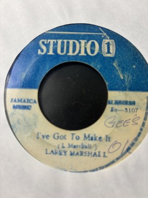 Larry Marshall / Jackie Mittoo - I've Got To Make It / Holy Version (7'') (Very G