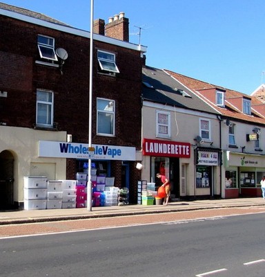 Foto 6x4 Großhandel Vape, Cowick Street, St Thomas, Exeter viele Plastik b c2016