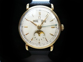 Vintage 35mm Omega Seamaster Cosmic Triple Date