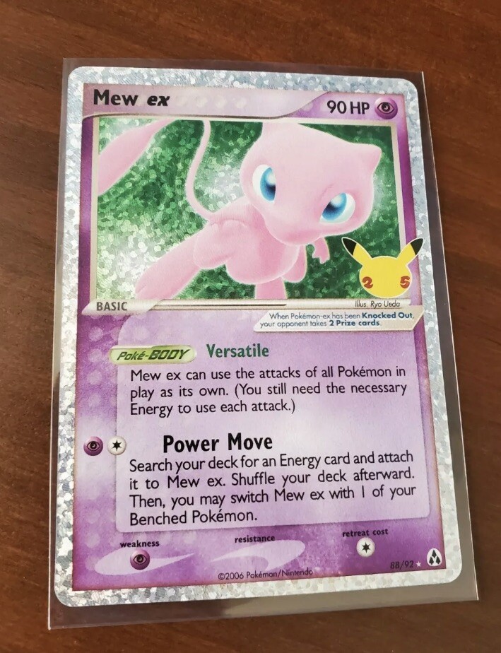 Pokemon Celebrations Classic Mew EX HOLO 88/92 25th Pokemon Celebrations Classic Mew EX HOLO 88/92 25th