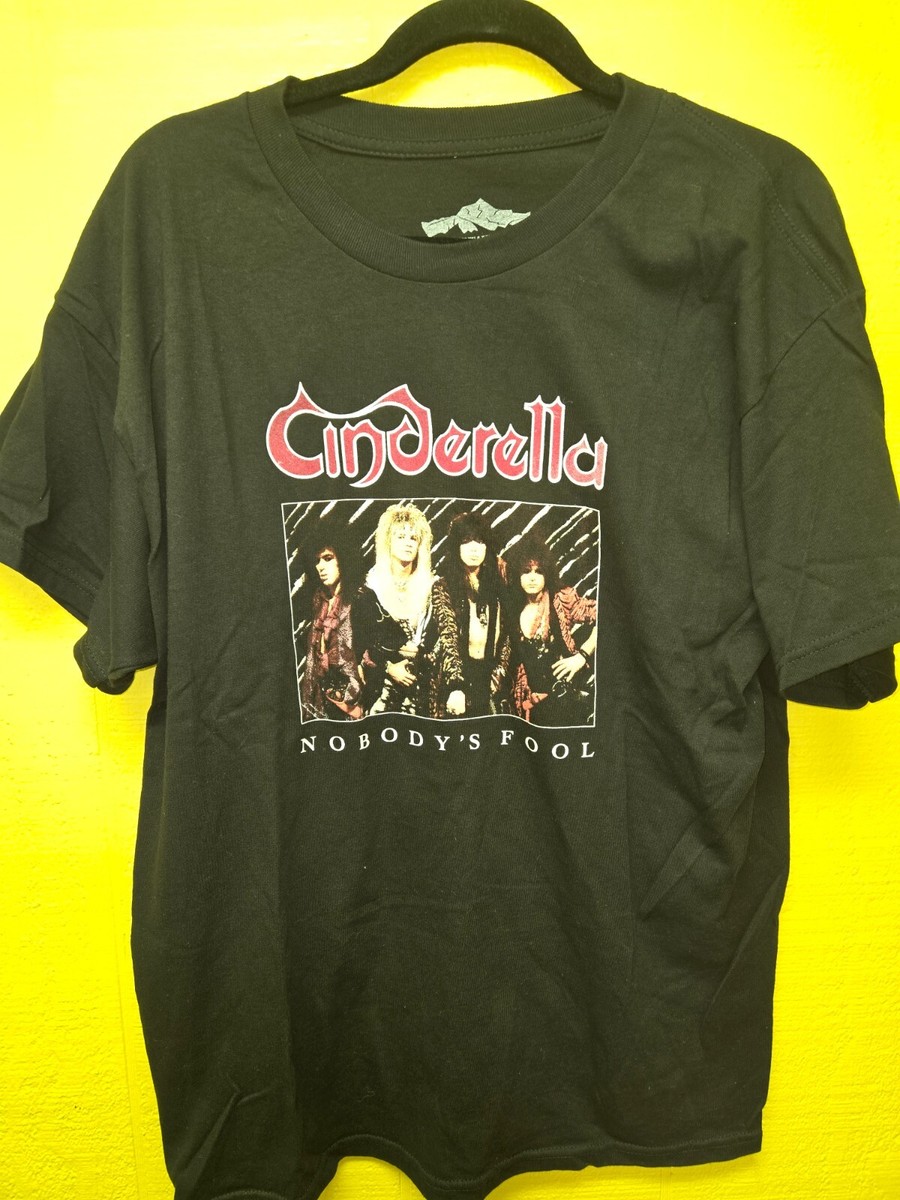 Cinderella rock band Nobody's Fool black tshirt Large preowned