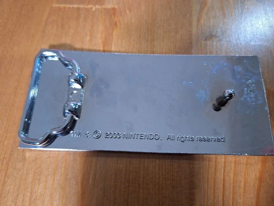 Пряжка ремня контроллера Nintendo NES 2003 подлинное хорошее состояние товара - Изображение 2 из 2