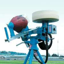 Field General™ Football Machine-M1750 ( FRIEGHT INCLUDED)
