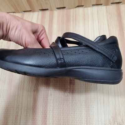 Aravon Comfort Engineered by New Balance Mary Jane Black Leather