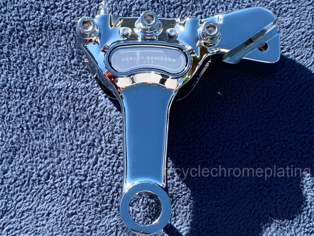Harley Chrome Rear Caliper Dyna 06-07 Street Bob FXDB 42035-06