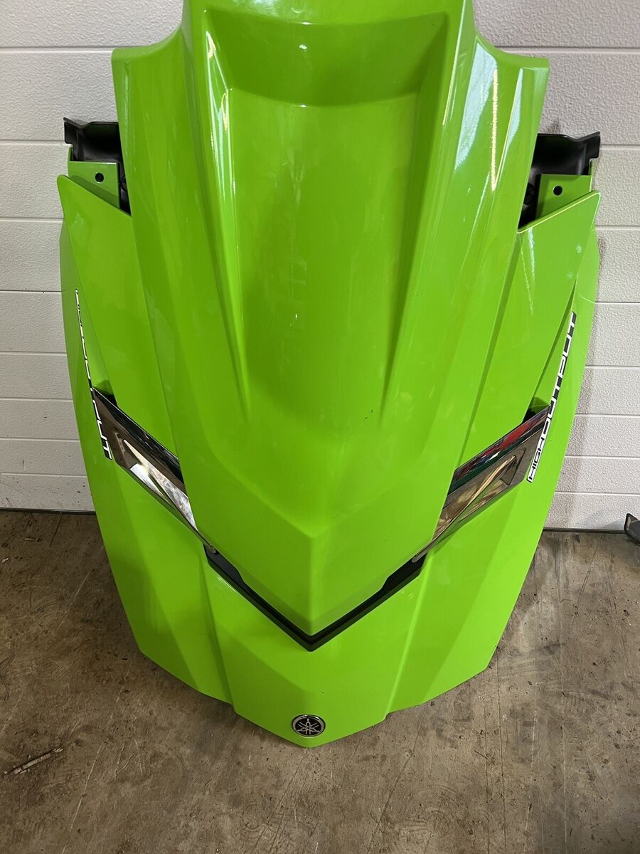 14 Yamaha Waverunner FX Cruiser 1.8 FB 1800 HO front cover 14 Yamaha Waverunner FX Cruiser 1.8 FB 1800 HO front cover