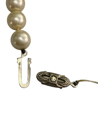 Vintage Pearls with tone clasp vintage broken string - Picture 7 of 9