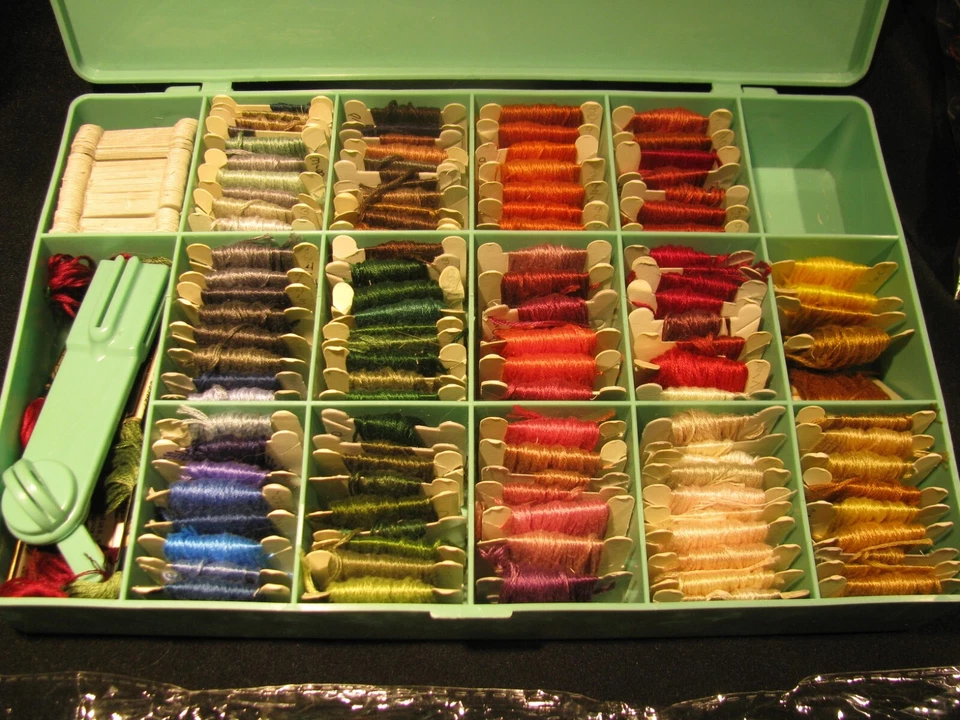 DMC Multicolor Embroidery Floss Thread Large LOT of 325 + - Image 2 of 4