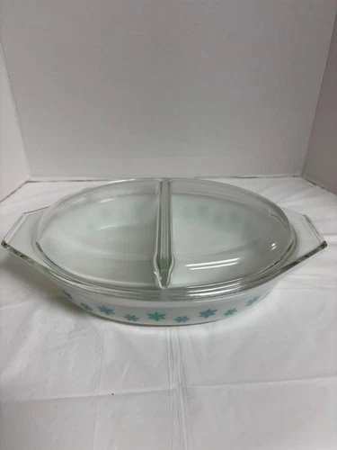 Vintage Pyrex White Turquoise Snowflake Oval Divided 1.5Qt Serving Dish w/ Lid