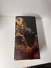 EAA Elite Predator Q-Fig Diorama Figure #104 Sci-Fi Horror Collectible
