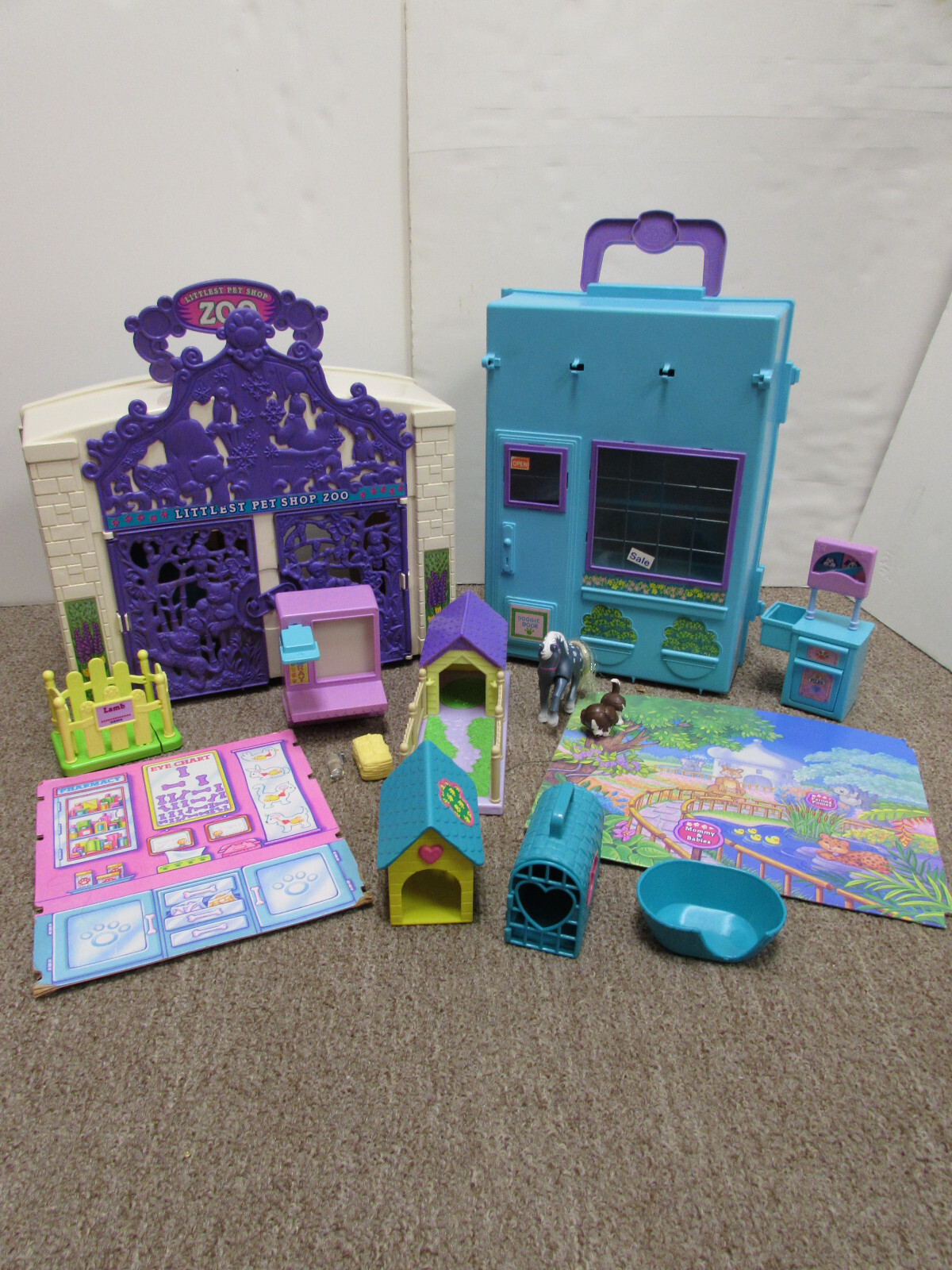 Vintage Littlest Pet Shop Lot Zoo Case Pet Shop Case Acc GUC
