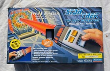 Star Trek Next Generation Type 1 Phaser Toy 6159 Playmates 1994 New Sealed