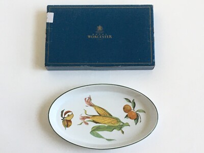 Royal Worcester Evesham Vale Oval Baking Dish 14 3/4'' Style #308 Made in England