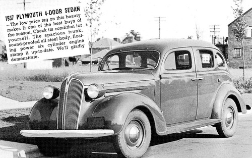 ANTIKES AUTO, 1937 PLYMOUTH 4 TÜRIG, VINTAGE POSTKARTE (F207) - Bild 1 von 2