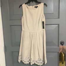Tahari Sand Nude Scalloped Hem Fit N Fare Linen Sleeveless Dress Sz 6 NWT