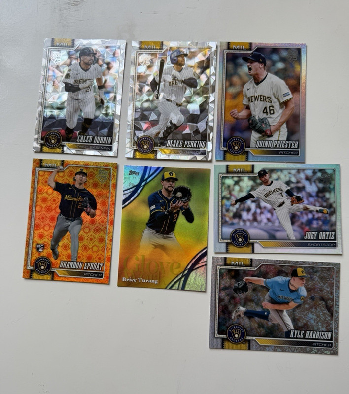 Topps 2026 Milwaukee Brewers 7-Card insert  Lot  RC Durbin Turang