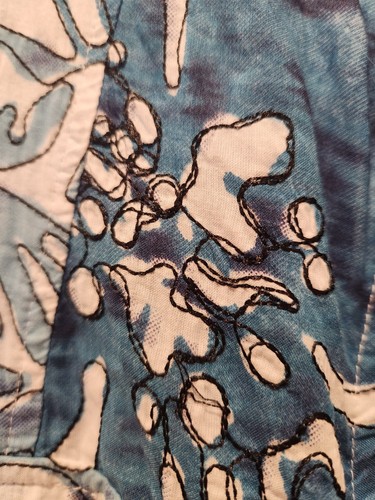 Chico's Women’s Blue Floral Paisley Button Up Blouse - Size 3 Or XL - Picture 6 of 9