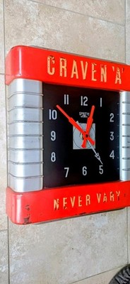  ''Craven A'' Art Deco Uhr aus den 50er Jahren ist ein Vintage Stück funktionstüchtig 