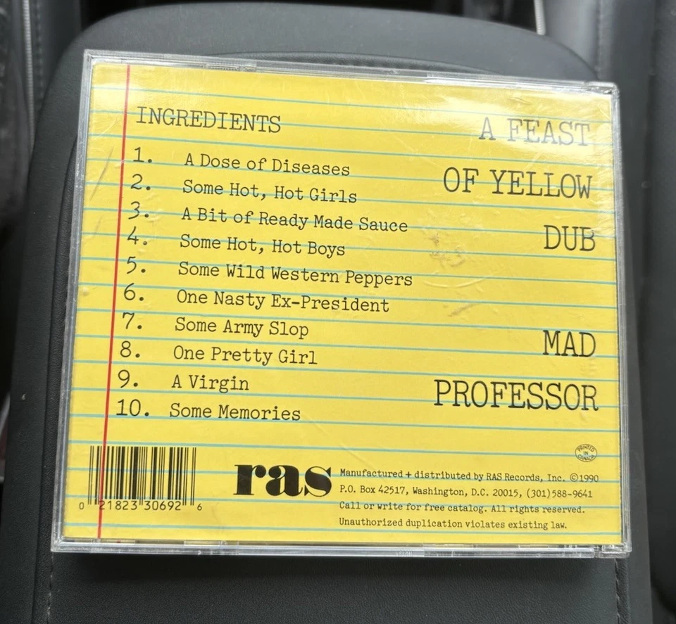 A Feast Of Yellow Dub Cooked By The Mad Professor (CD 1990) Dancehall Reggae Foto 2 de 3
