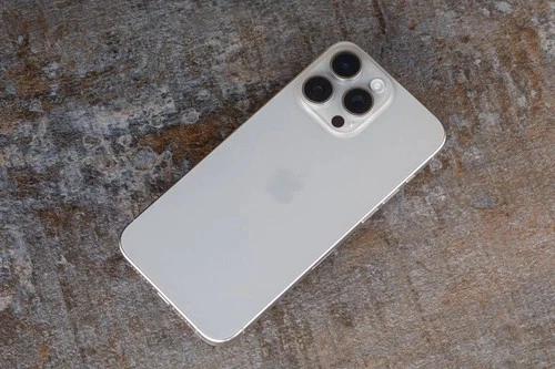 Apple iPhone 15 Pro Max - 256GB - White Titanium (Unlocked)