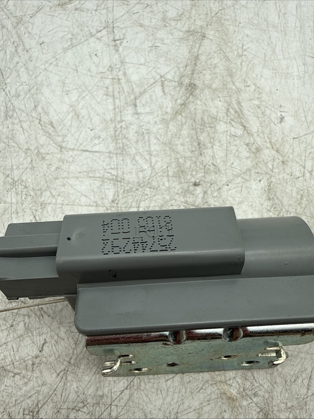 05-13 CHEVROLET CORVETTE C6 REAR FUEL DOOR LOCK ACTUATOR RELEASE CABLE OEM