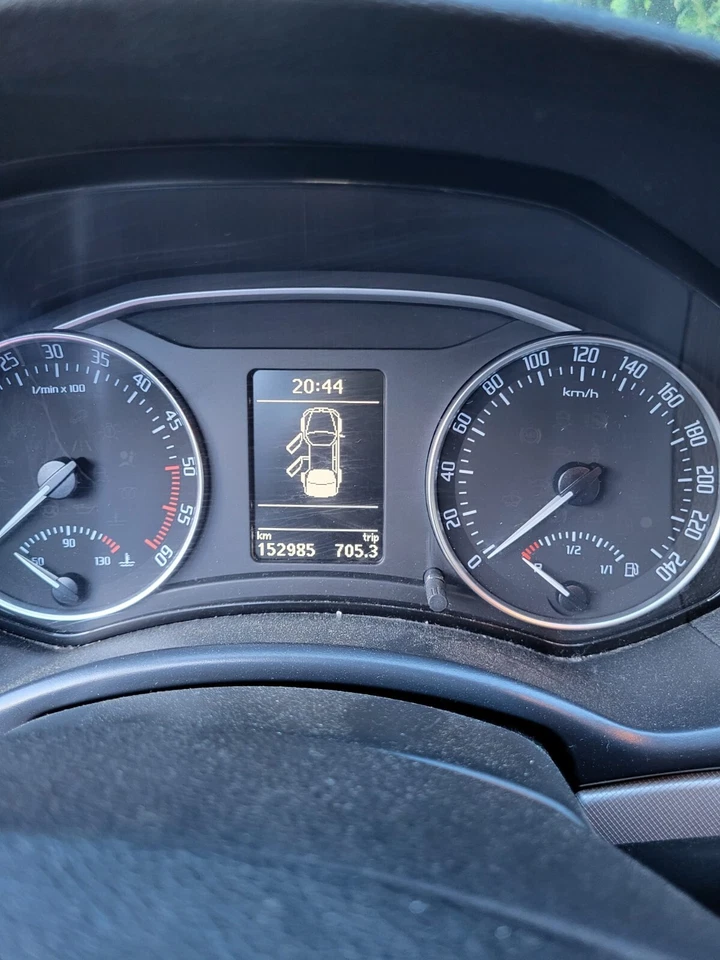 auto skoda  - Bild 2 von 4